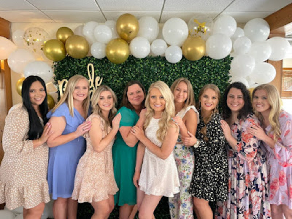 Meet your Posher, Claire